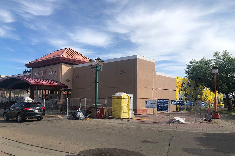 Lucky Supermarket Renovation